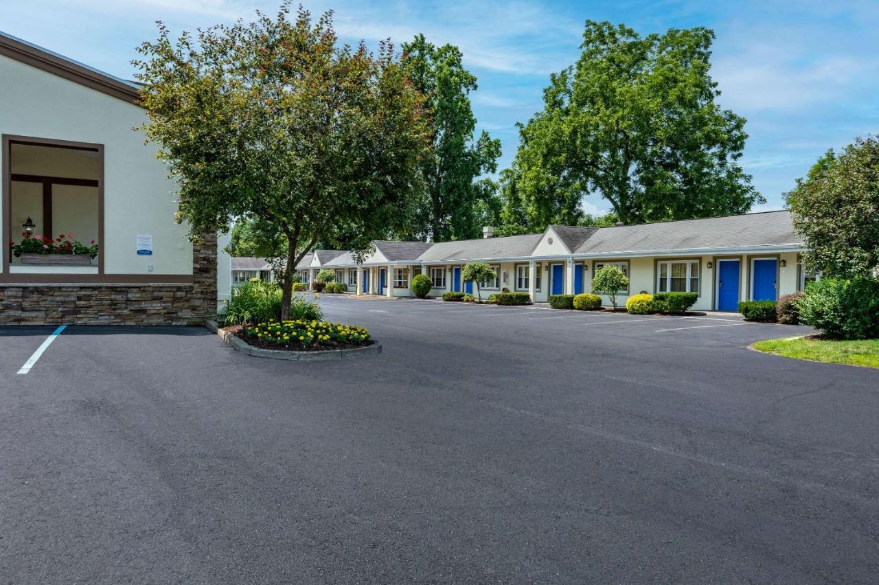 Rodeway Inn Poughkeepsie Eksteriør billede